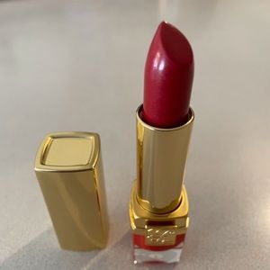 Estée Lauder lipstick